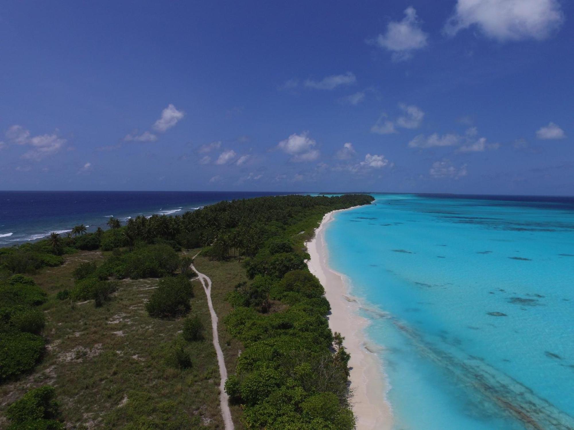 Azoush Tourist Guesthouse Isla Isla Fulhadhoo Exterior foto