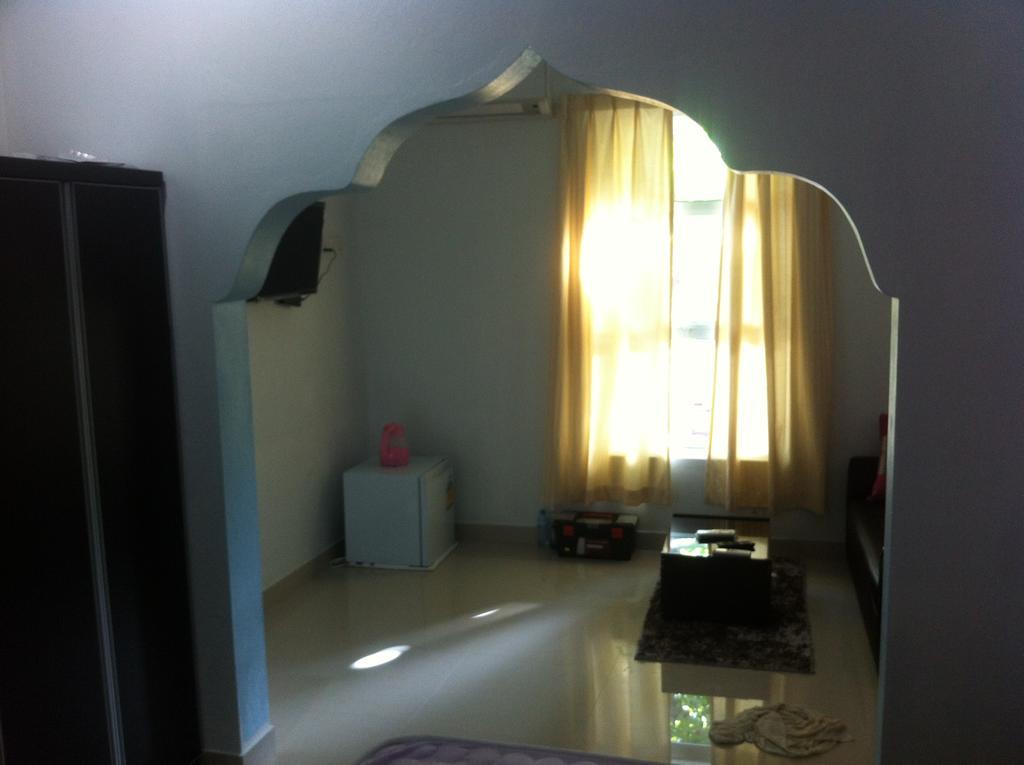 Azoush Tourist Guesthouse Isla Isla Fulhadhoo Exterior foto