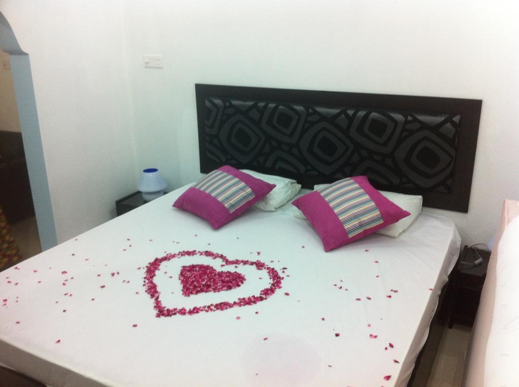 Azoush Tourist Guesthouse Isla Isla Fulhadhoo Exterior foto