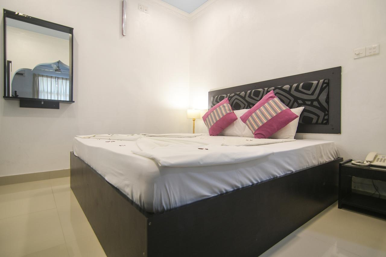 Azoush Tourist Guesthouse Isla Isla Fulhadhoo Exterior foto