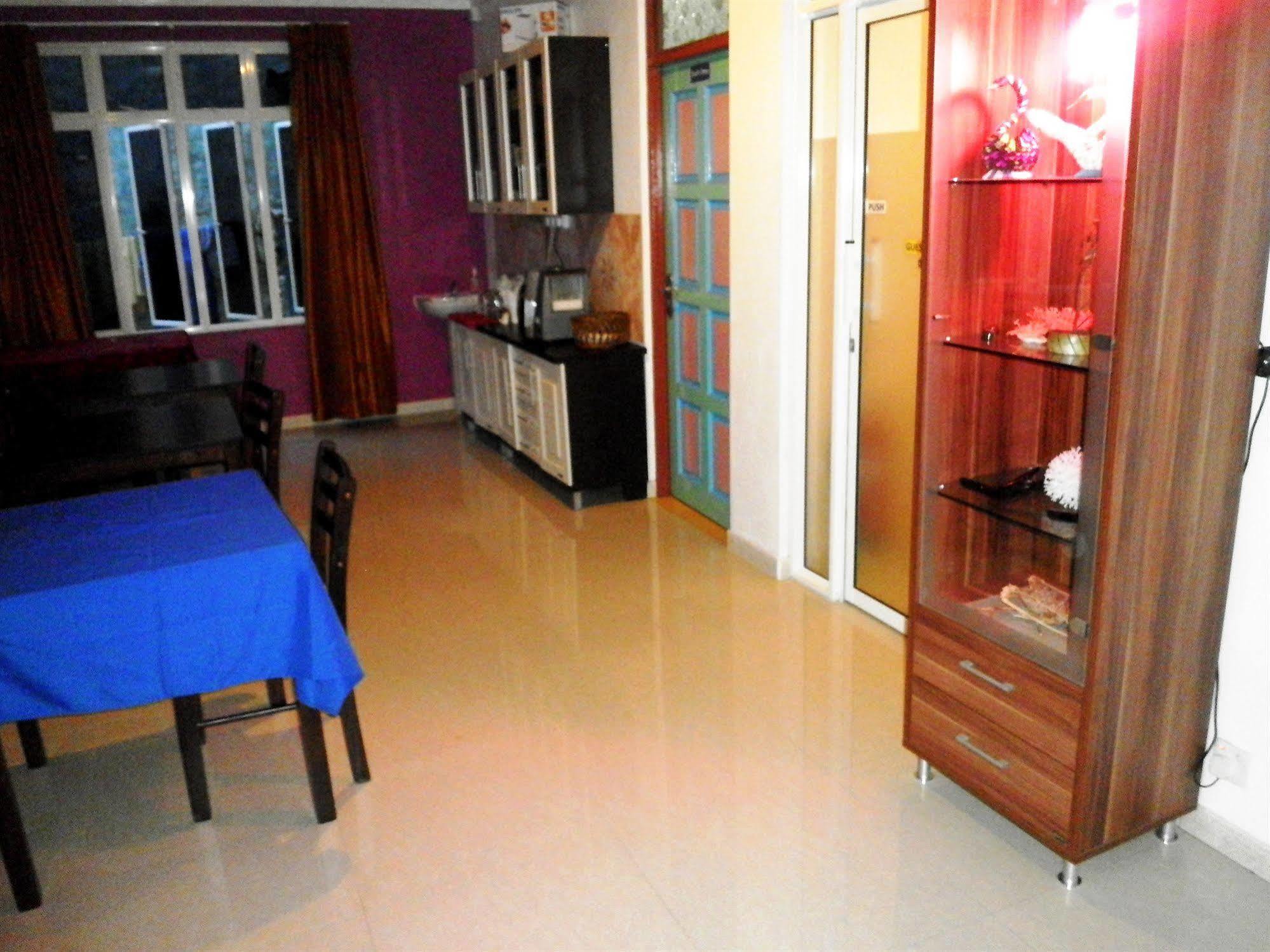 Azoush Tourist Guesthouse Isla Isla Fulhadhoo Exterior foto